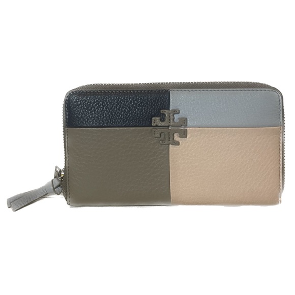 Tory Burch Handbags - EUC 🩵 TORY BURCH Thea Patchwork Crossbody Wallet